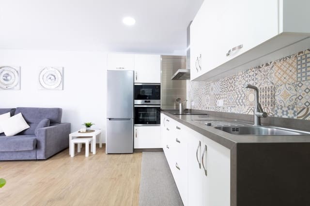 2 bedroom Flat for rent in Puerto de la Cruz - € 950 (Ref: 9685720)