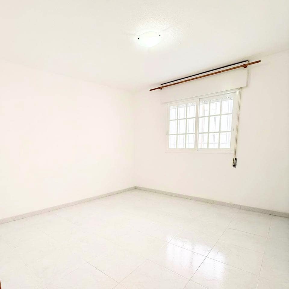 1 bedroom Flat for sale in Santa Cruz de Tenerife - € 240,000 (Ref: 9691660)