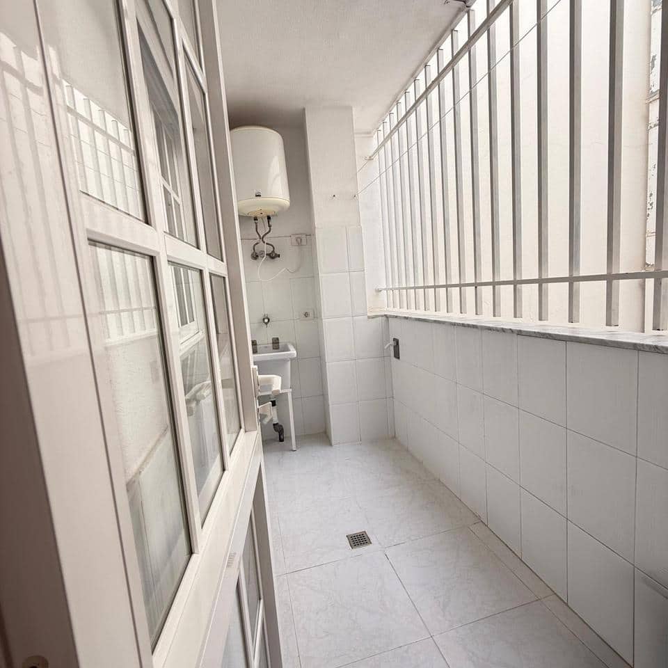 1 bedroom Flat for sale in Santa Cruz de Tenerife - € 240,000 (Ref: 9691660)