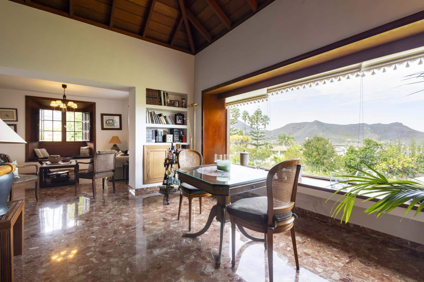 6 bedroom Villa for sale in Tegueste with pool garage - € 1,600,000 (Ref: 9697870)