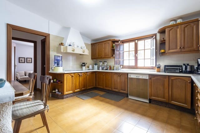 Chalet de 6 habitaciones en Tegueste en venta con piscina garaje - 1.600.000 € (Ref: 9697870)