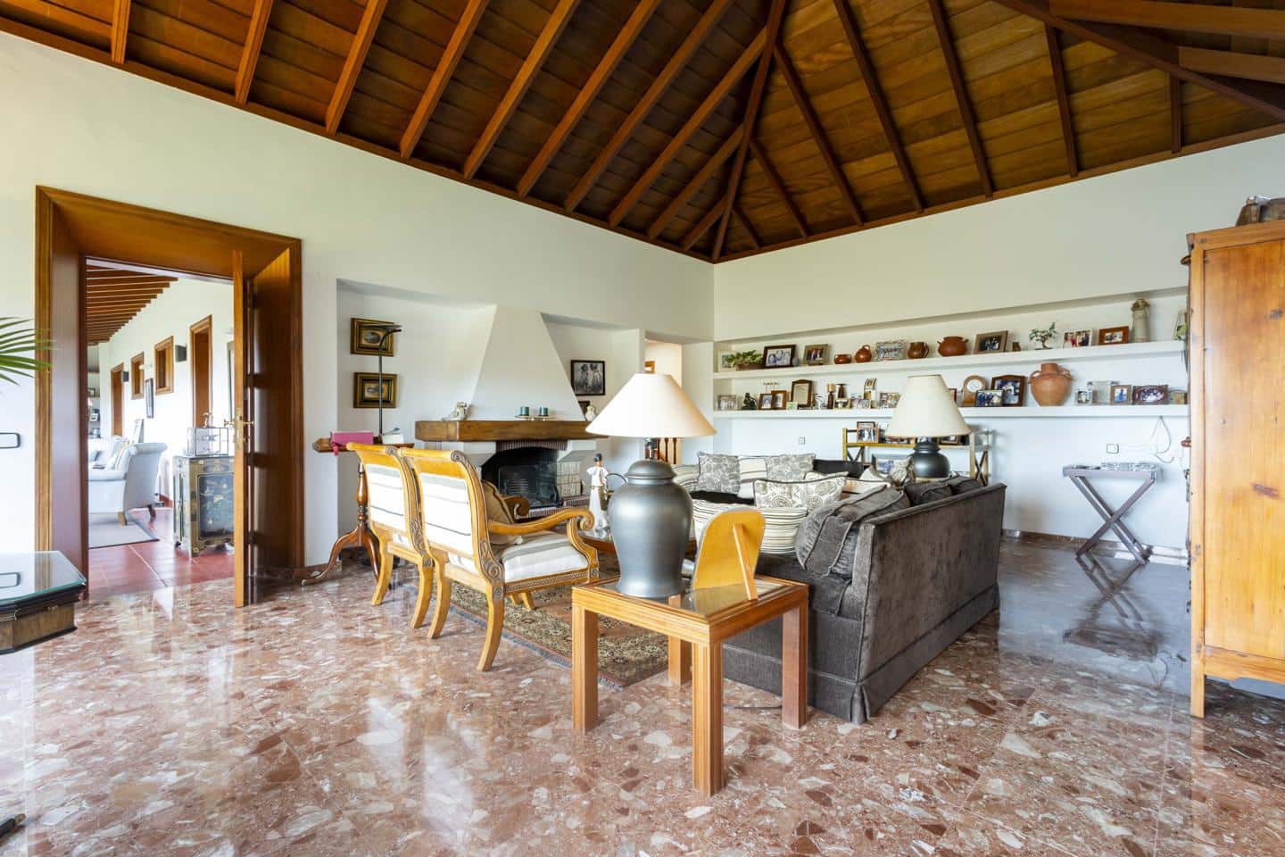 6 bedroom Villa for sale in Tegueste with pool garage - € 1,600,000 (Ref: 9697870)