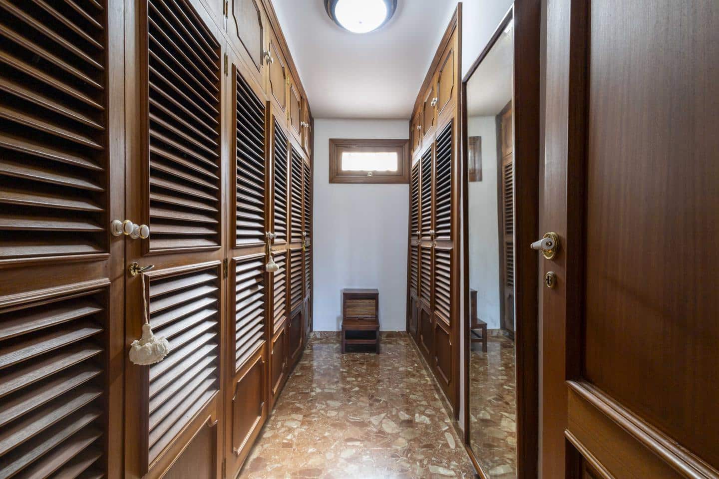 6 bedroom Villa for sale in Tegueste with pool garage - € 1,600,000 (Ref: 9697870)