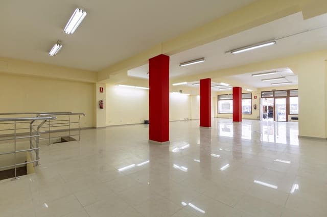 1 soverom Bedrift til leie i Puerto de la Cruz - € 4 800 (Ref: 9700007)