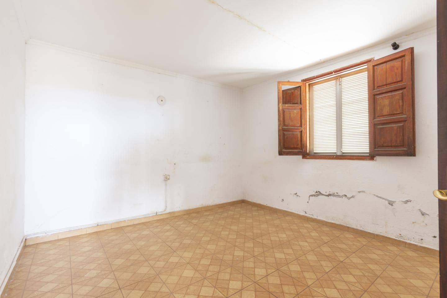 3 bedroom Villa for sale in Vilaflor - € 200,000 (Ref: 9700102)