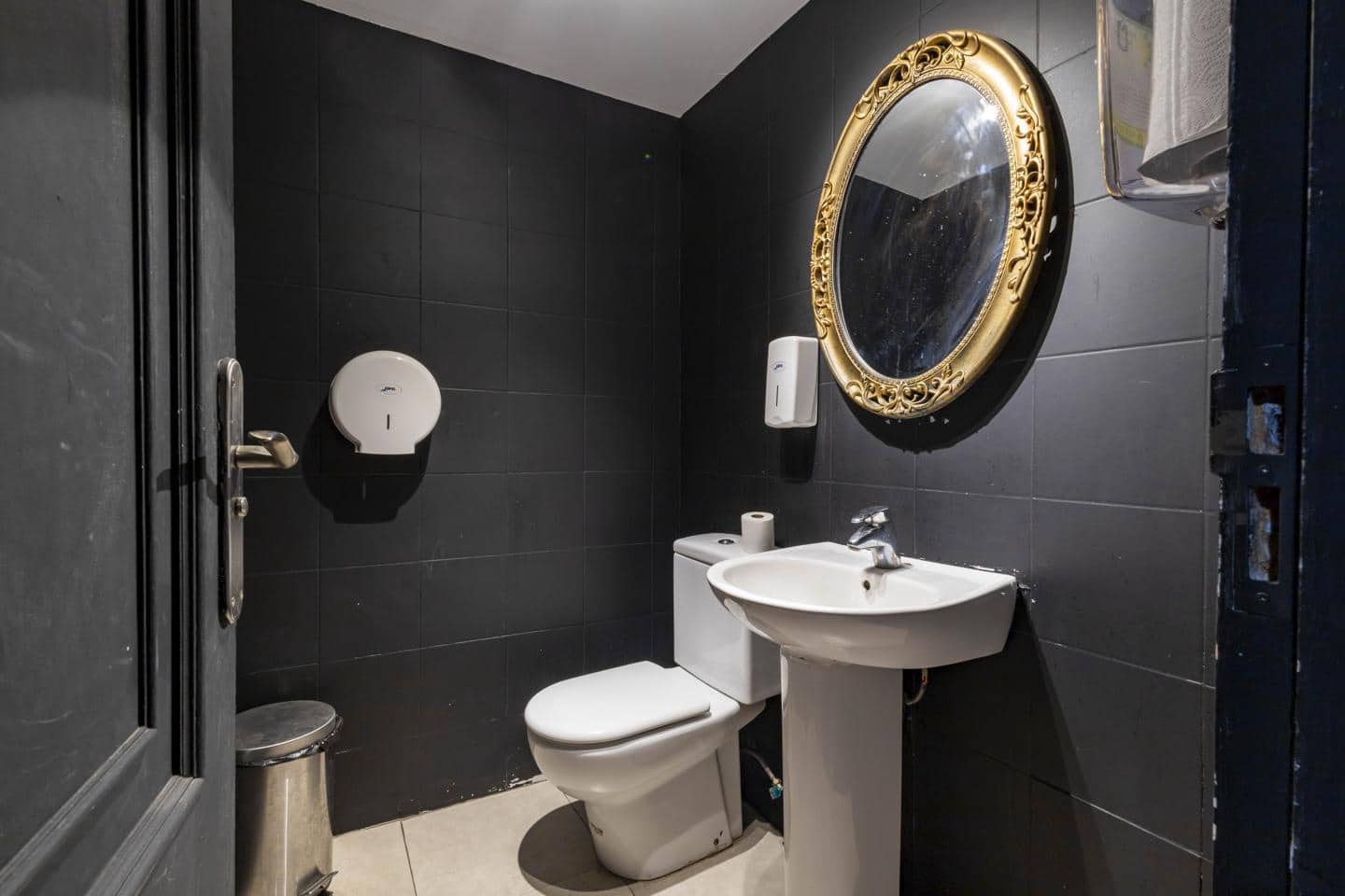 1 Zimmer Firma/Unternehmen zu vermieten in Santa Cruz de Tenerife - 1.030 € (Ref: 9713881)