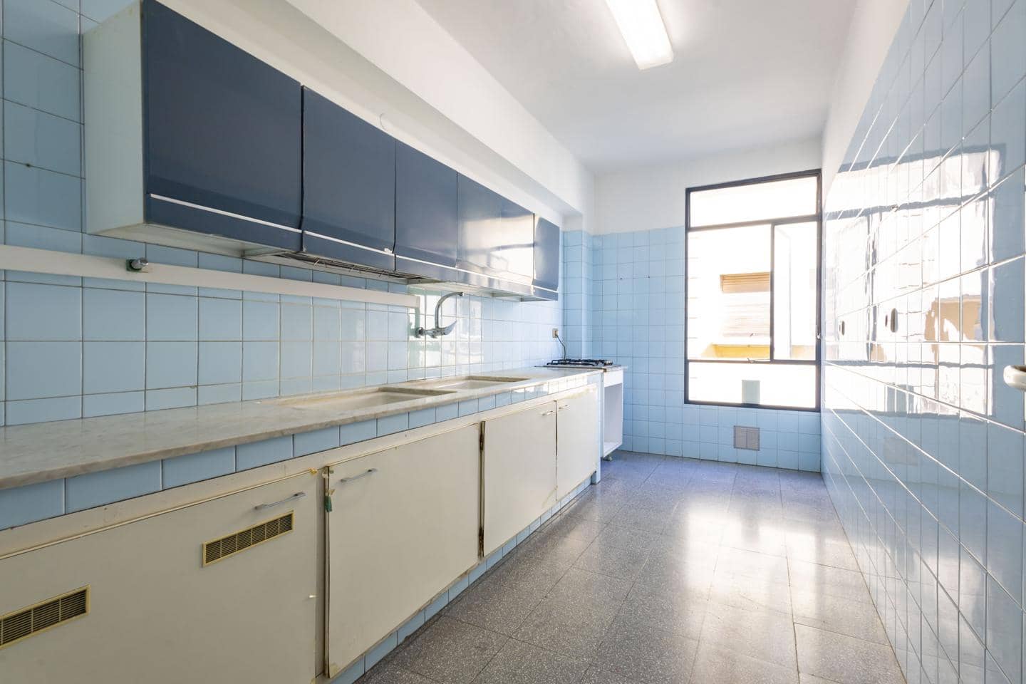 3 bedroom Flat for sale in Santa Cruz de Tenerife - € 375,000 (Ref: 9713882)