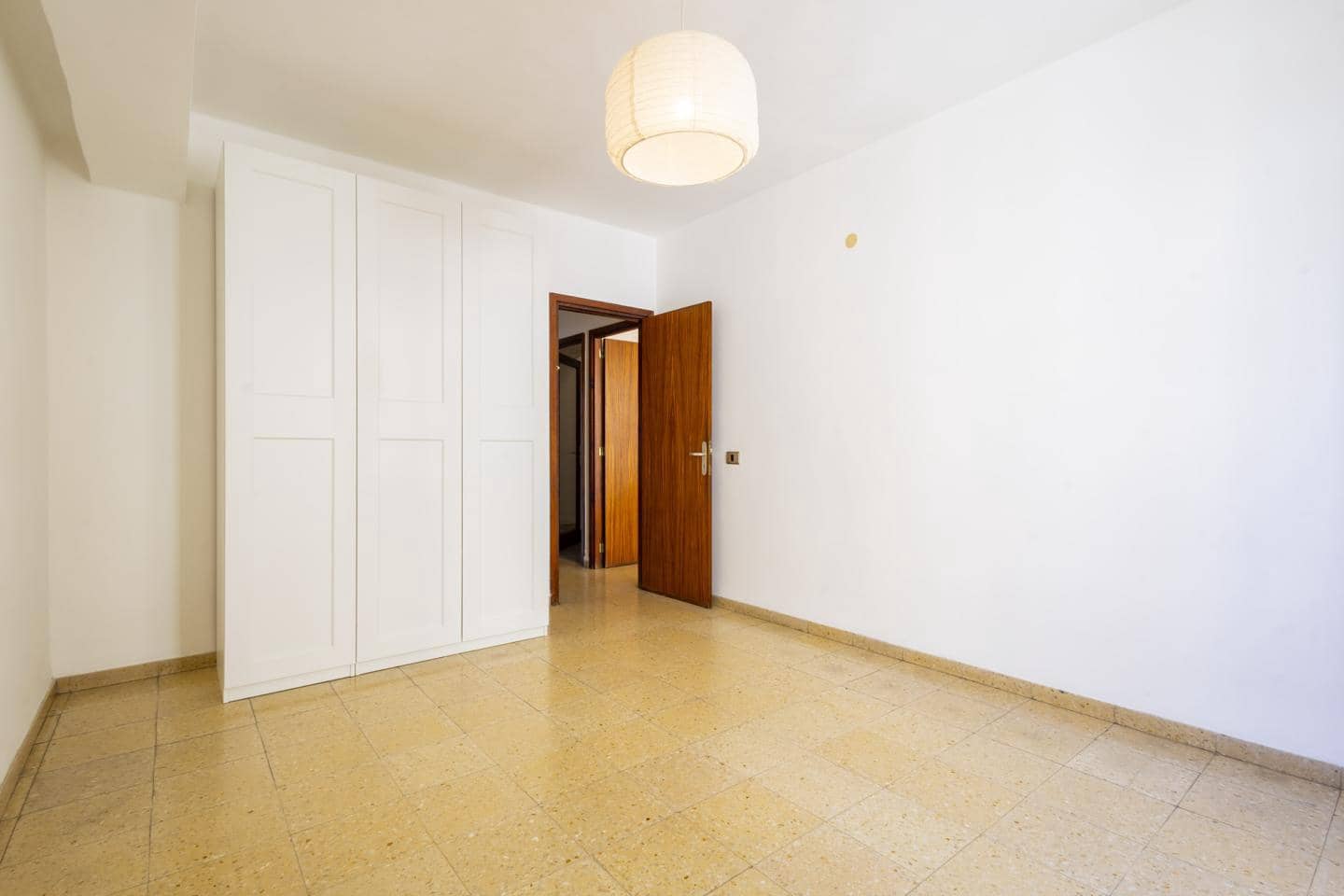 3 bedroom Flat for sale in Santa Cruz de Tenerife - € 375,000 (Ref: 9713882)