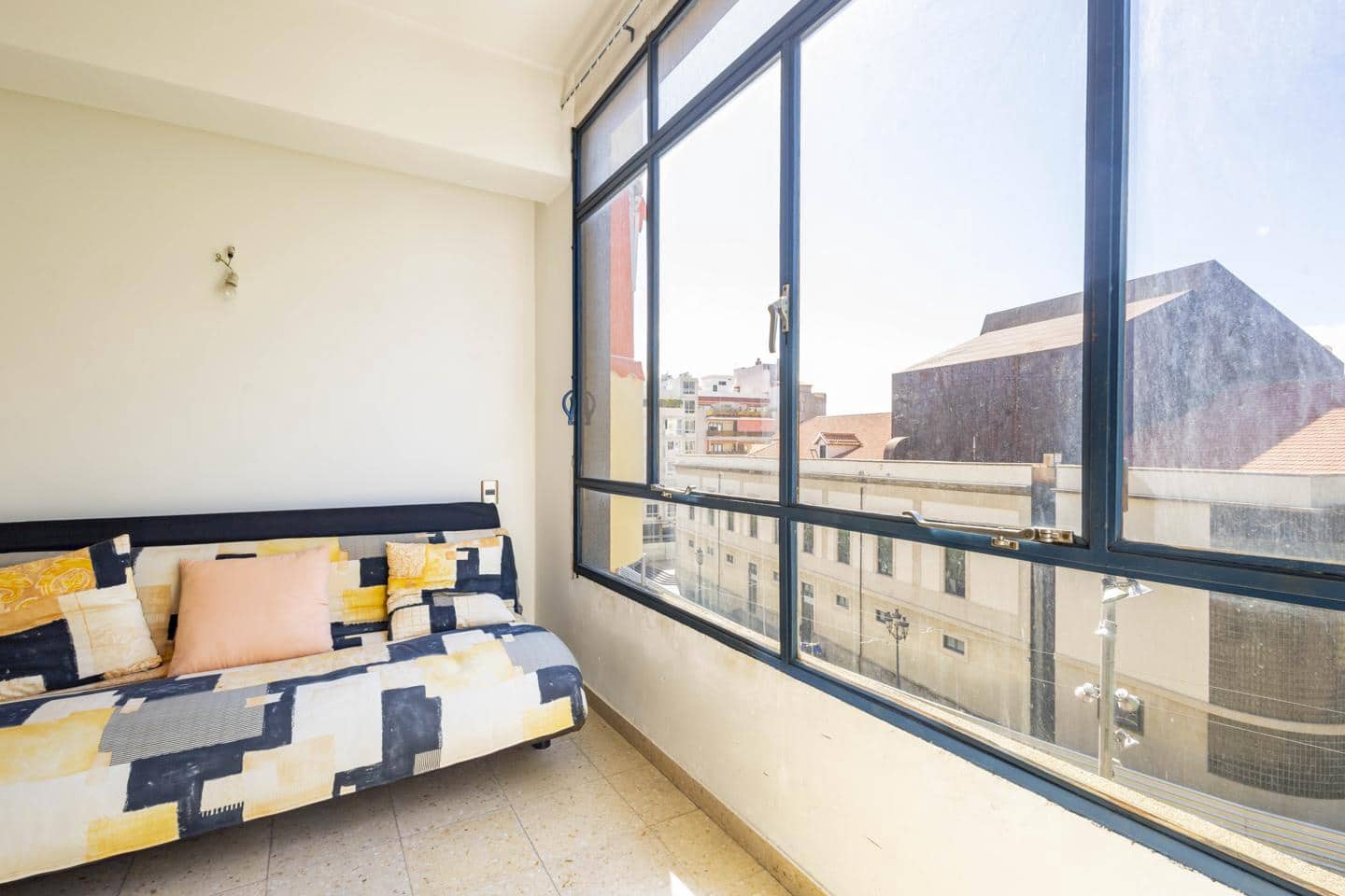 3 bedroom Flat for sale in Santa Cruz de Tenerife - € 375,000 (Ref: 9713882)