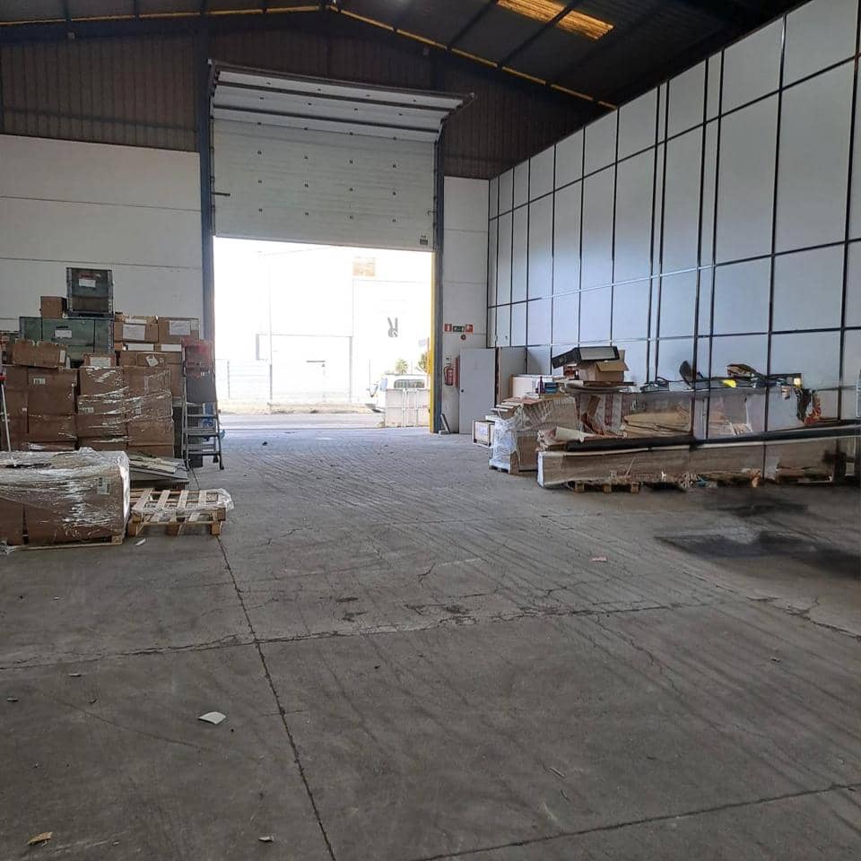 1 bedroom Commercial for sale in Arinaga - € 955,000 (Ref: 9713883)