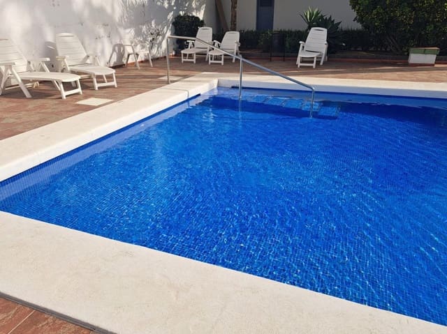 Piso de 1 habitación en Puerto de la Cruz en alquiler con piscina - 800 € (Ref: 9730489)