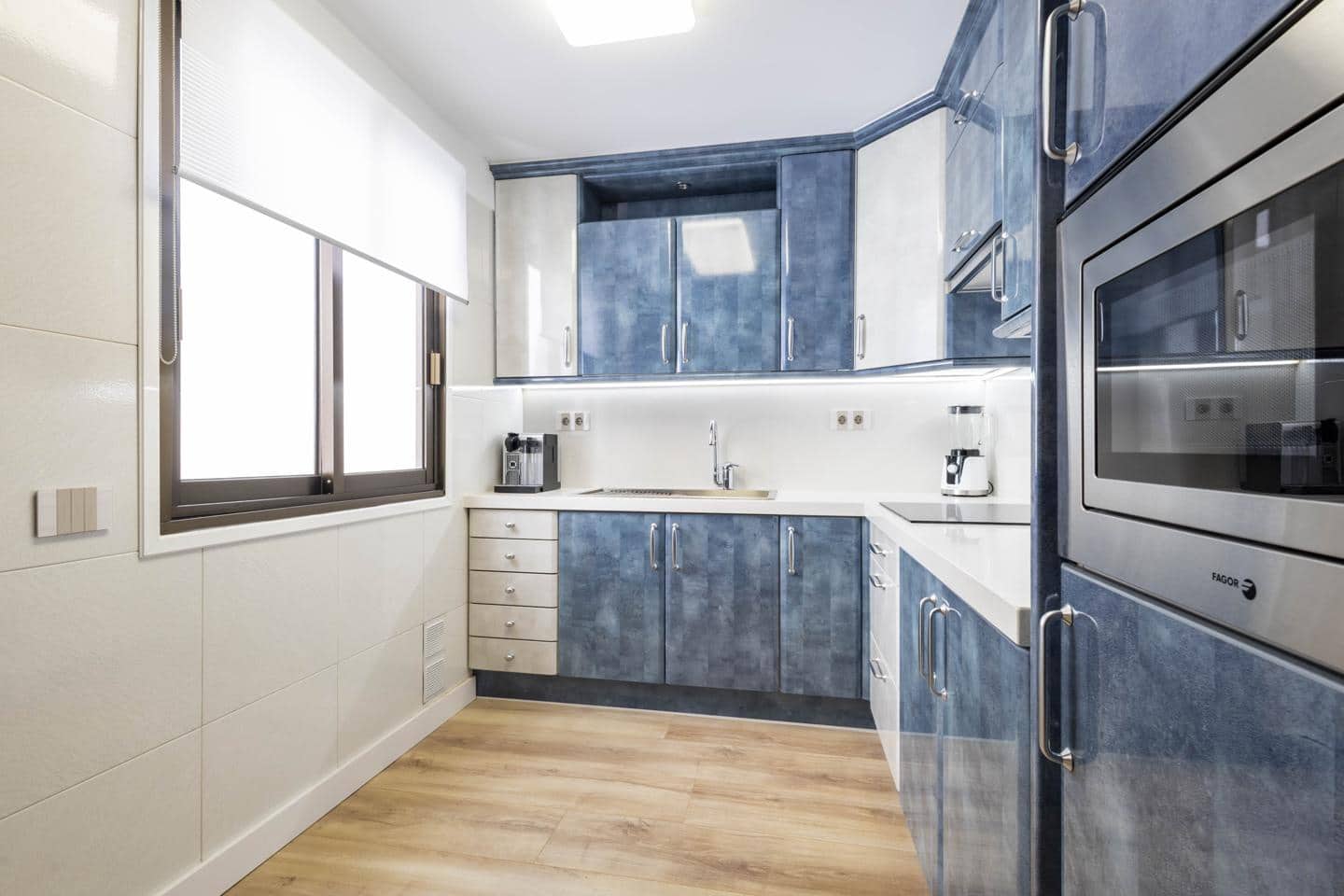 3 bedroom Flat for sale in Santa Cruz de Tenerife with garage - € 695,000 (Ref: 9731244)