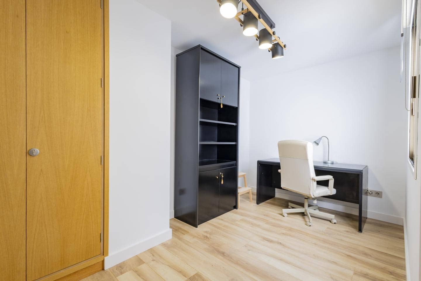 3 bedroom Flat for sale in Santa Cruz de Tenerife with garage - € 695,000 (Ref: 9731244)