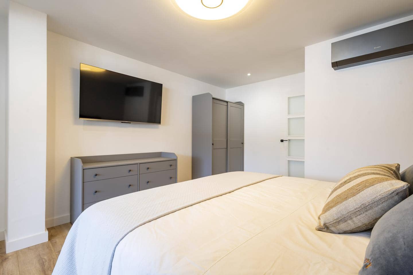 3 bedroom Flat for sale in Santa Cruz de Tenerife with garage - € 695,000 (Ref: 9731244)