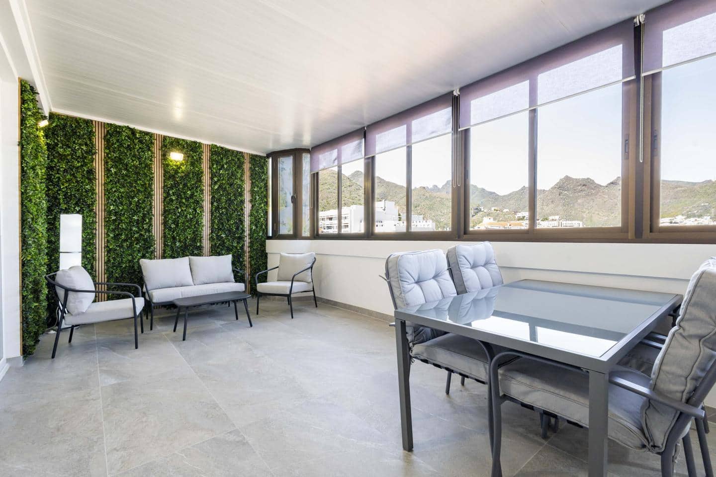 3 bedroom Flat for sale in Santa Cruz de Tenerife with garage - € 695,000 (Ref: 9731244)