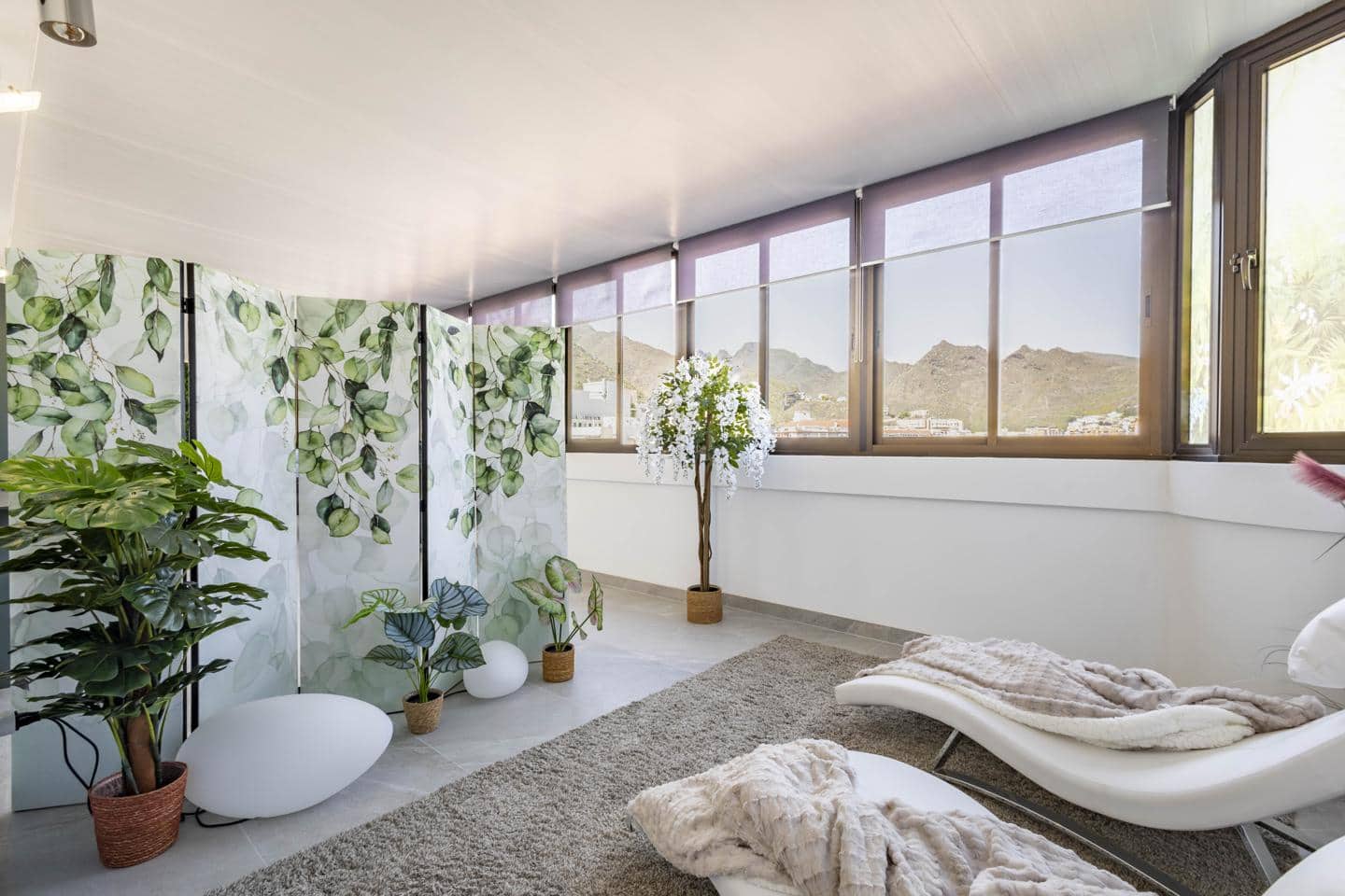 3 bedroom Flat for sale in Santa Cruz de Tenerife with garage - € 695,000 (Ref: 9731244)