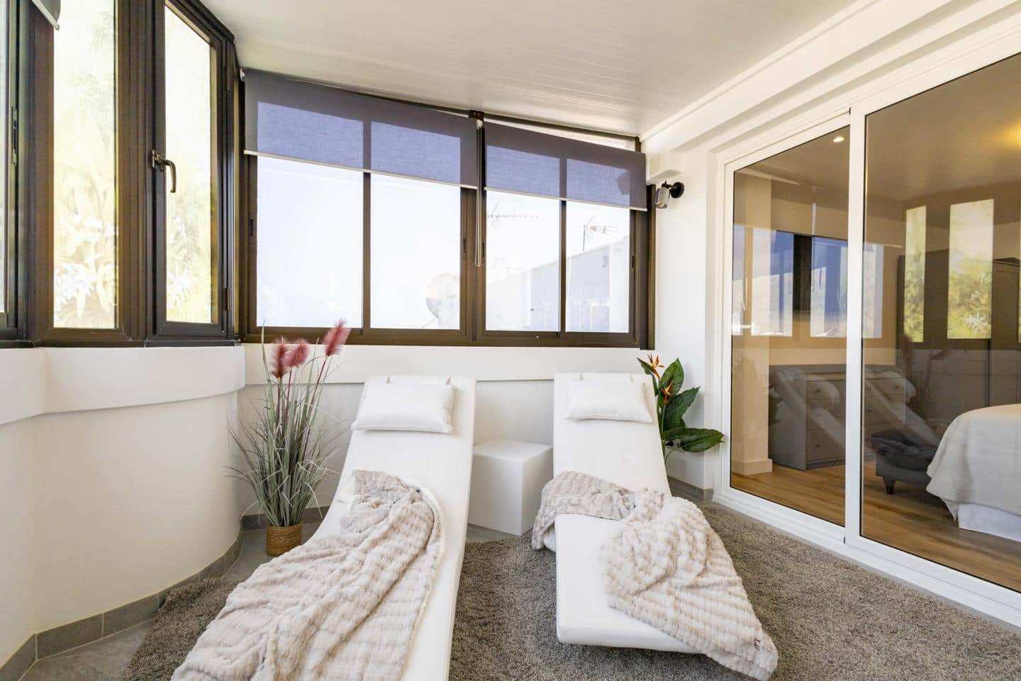 3 bedroom Flat for sale in Santa Cruz de Tenerife with garage - € 695,000 (Ref: 9731244)