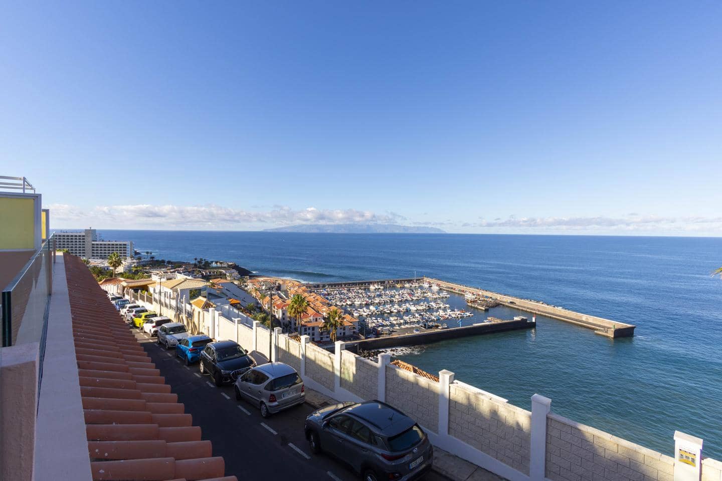 Flat for rent in Santiago del Teide - € 900 (Ref: 9737214)