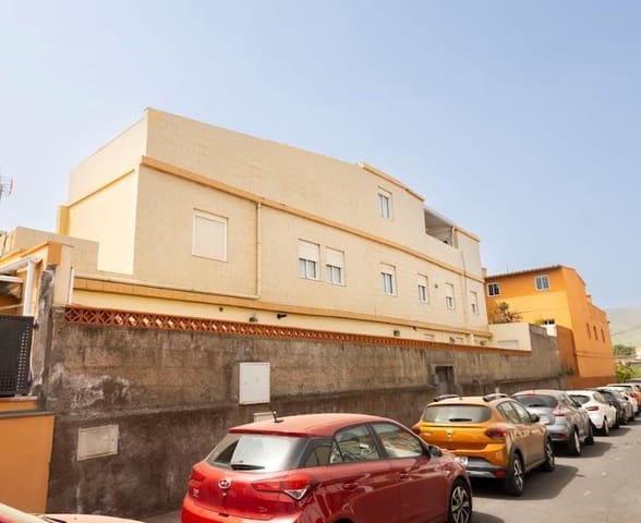 7 Zimmer Villa zu verkaufen in San Cristóbal de La Laguna - 420.000 € (Ref: 9737300)