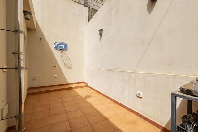 7 Zimmer Villa zu verkaufen in San Cristóbal de La Laguna - 420.000 € (Ref: 9737300)