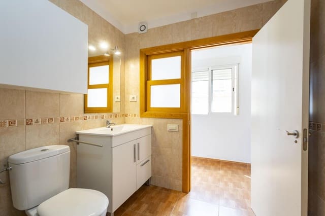 7 Zimmer Villa zu verkaufen in San Cristóbal de La Laguna - 420.000 € (Ref: 9737300)