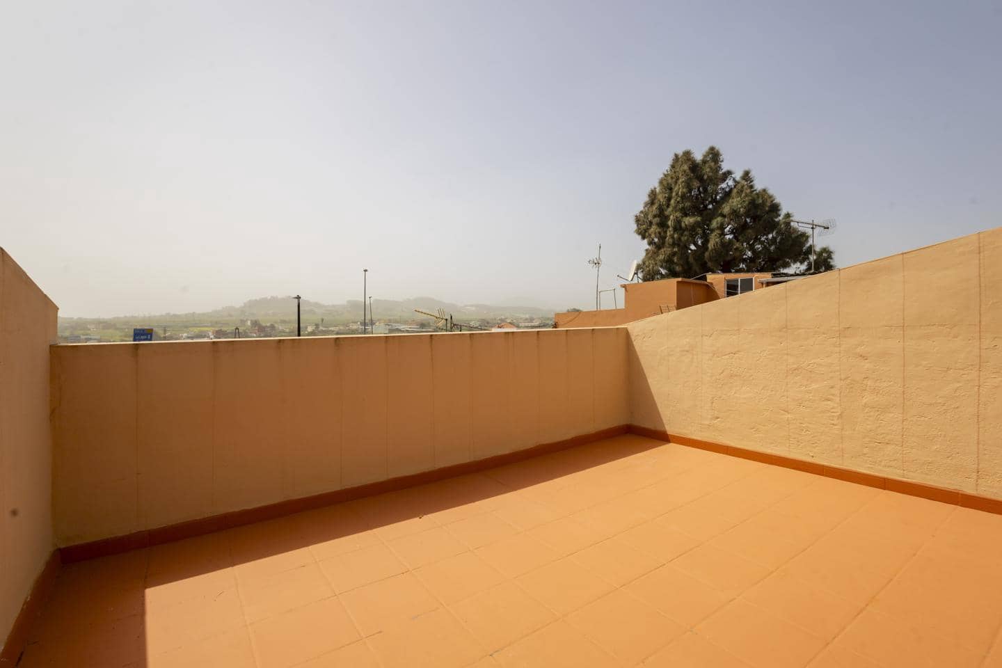 Chalet de 7 habitaciones en San Cristóbal de La Laguna en venta - 420.000 € (Ref: 9737300)