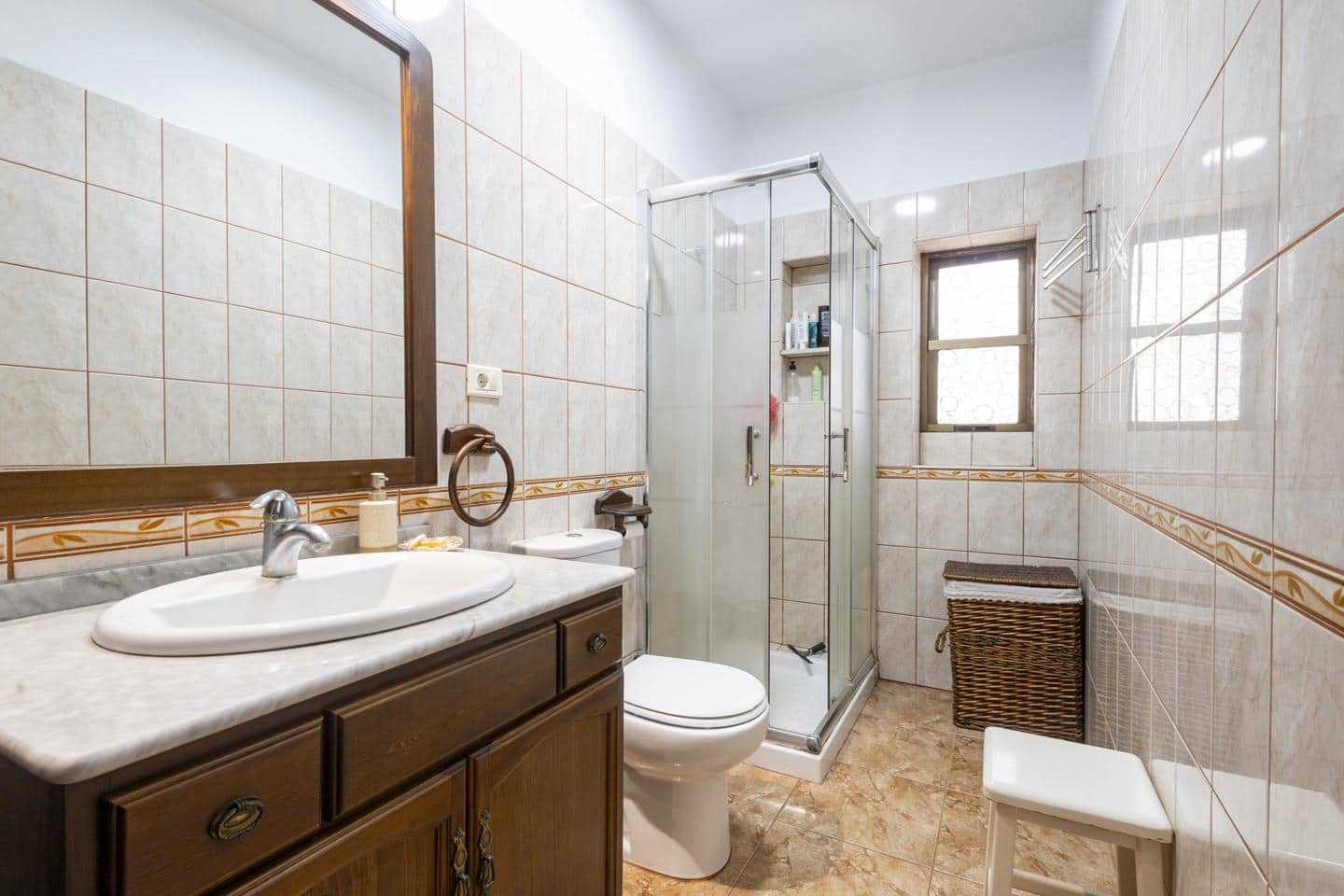 Chalet de 7 habitaciones en San Cristóbal de La Laguna en venta - 420.000 € (Ref: 9737300)