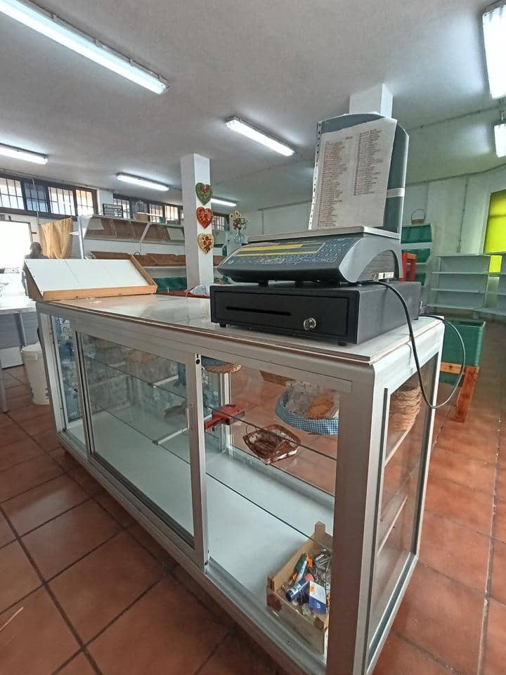 1 bedroom Business for rent in San Cristobal de La Laguna - € 600 (Ref: 9747282)