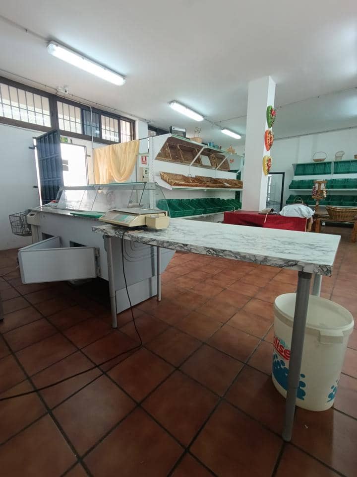 1 bedroom Business for rent in San Cristobal de La Laguna - € 600 (Ref: 9747282)