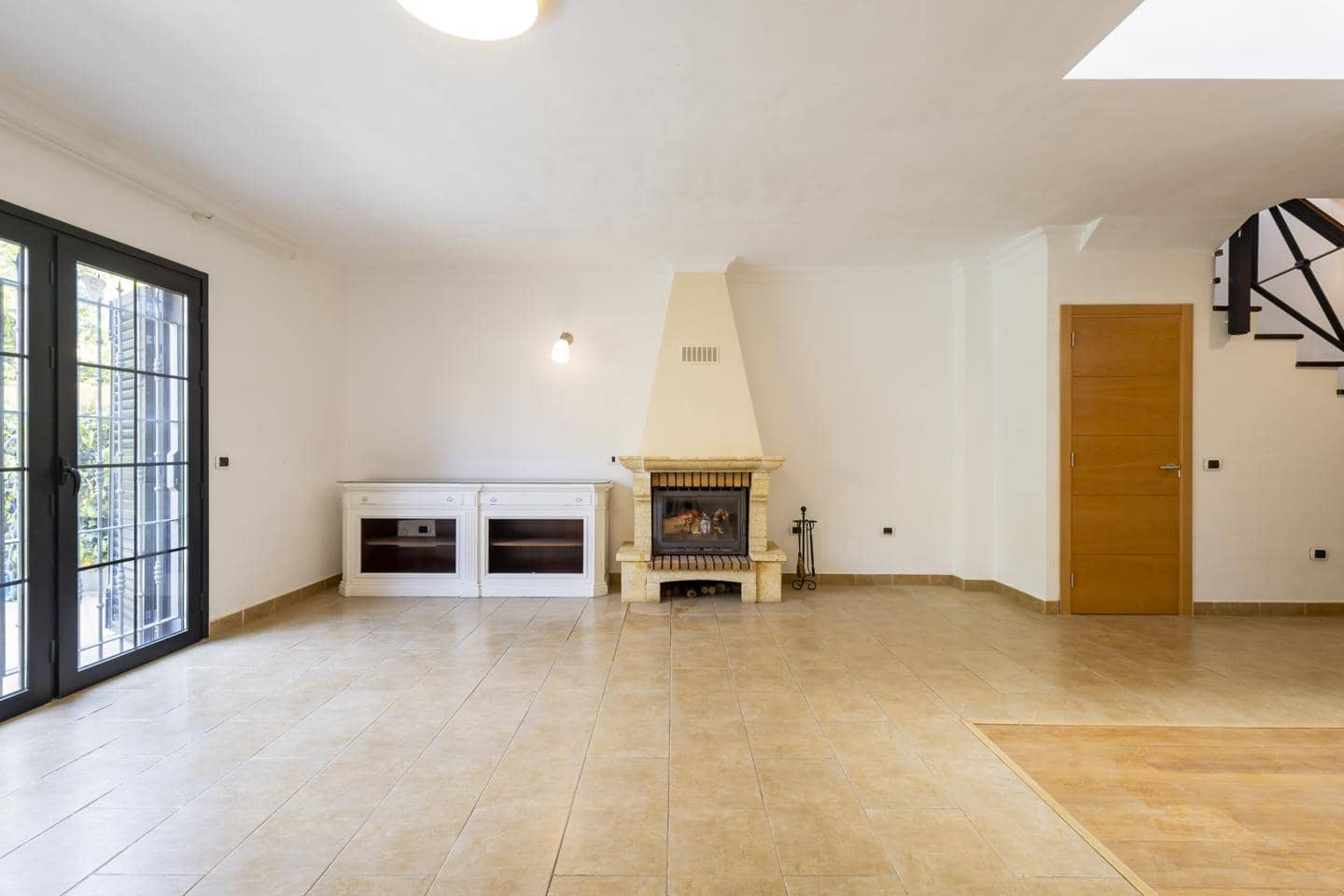 Chalet de 4 habitaciones en San Cristóbal de La Laguna en venta - 389.000 € (Ref: 9751100)