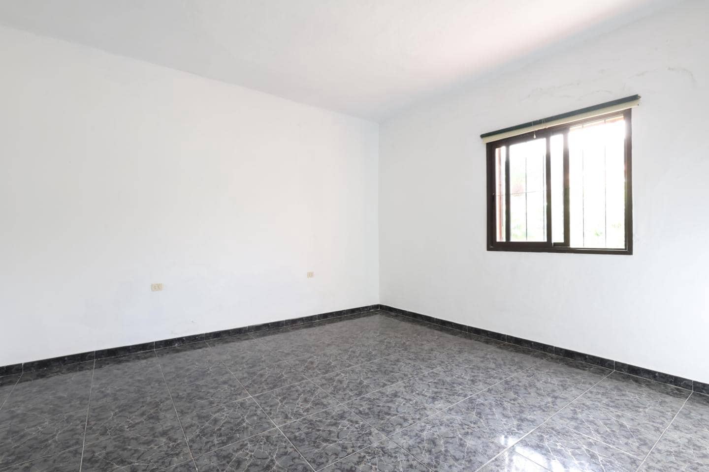 4 slaapkamer Villa te koop in La Guancha - € 250.000 (Ref: 9753625)