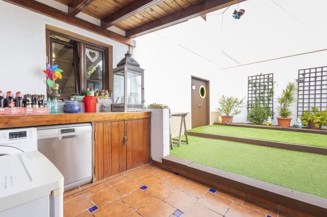 Chalet de 3 habitaciones en Los Realejos en venta con piscina - 300.000 € (Ref: 9759429)
