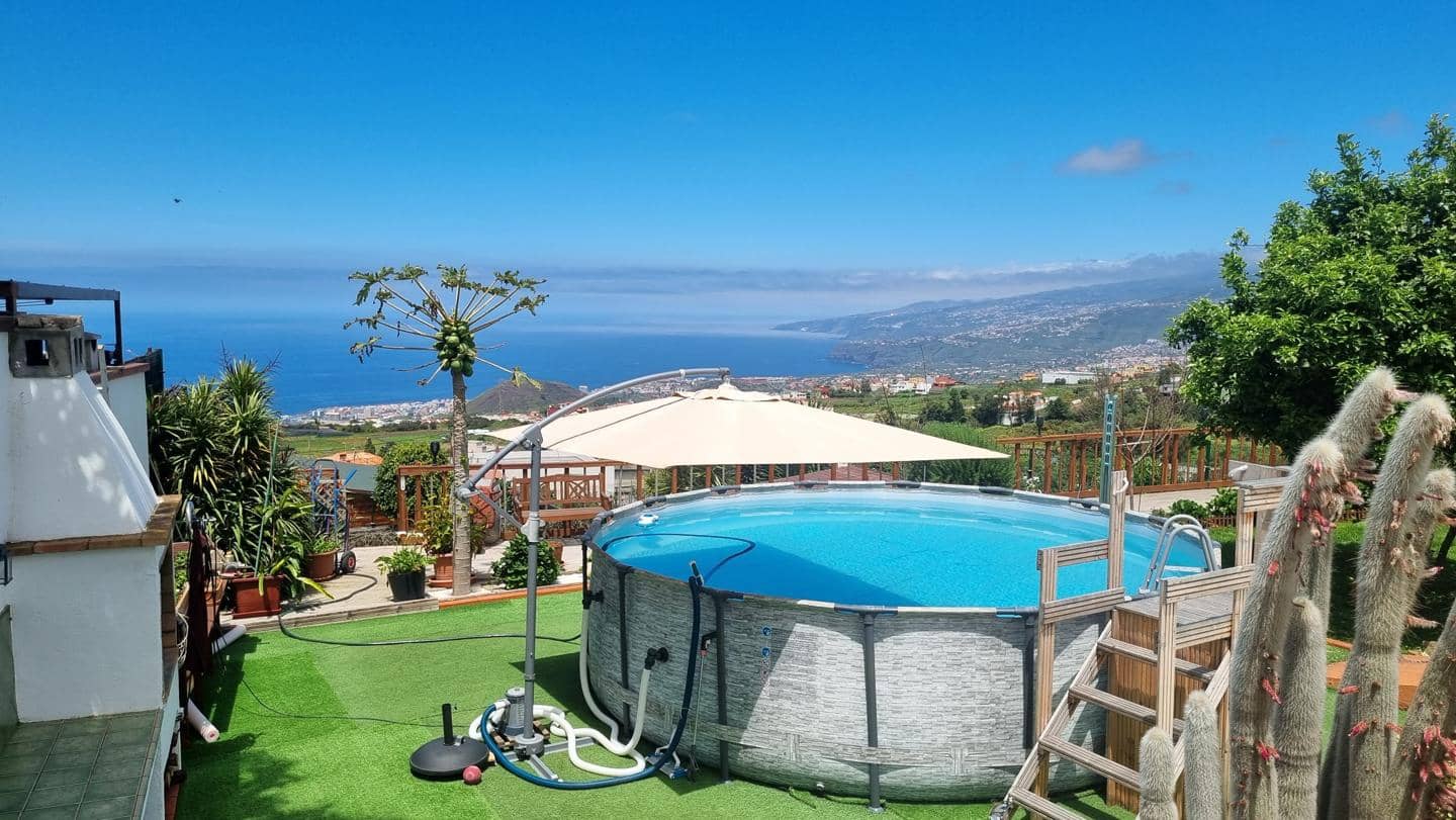 Chalet de 3 habitaciones en Los Realejos en venta con piscina - 300.000 € (Ref: 9759429)