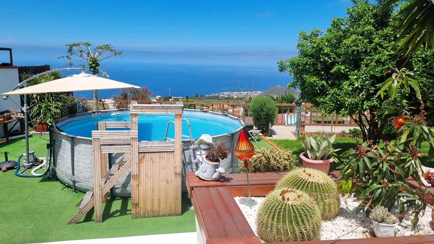 Chalet de 3 habitaciones en Los Realejos en venta con piscina - 300.000 € (Ref: 9759429)