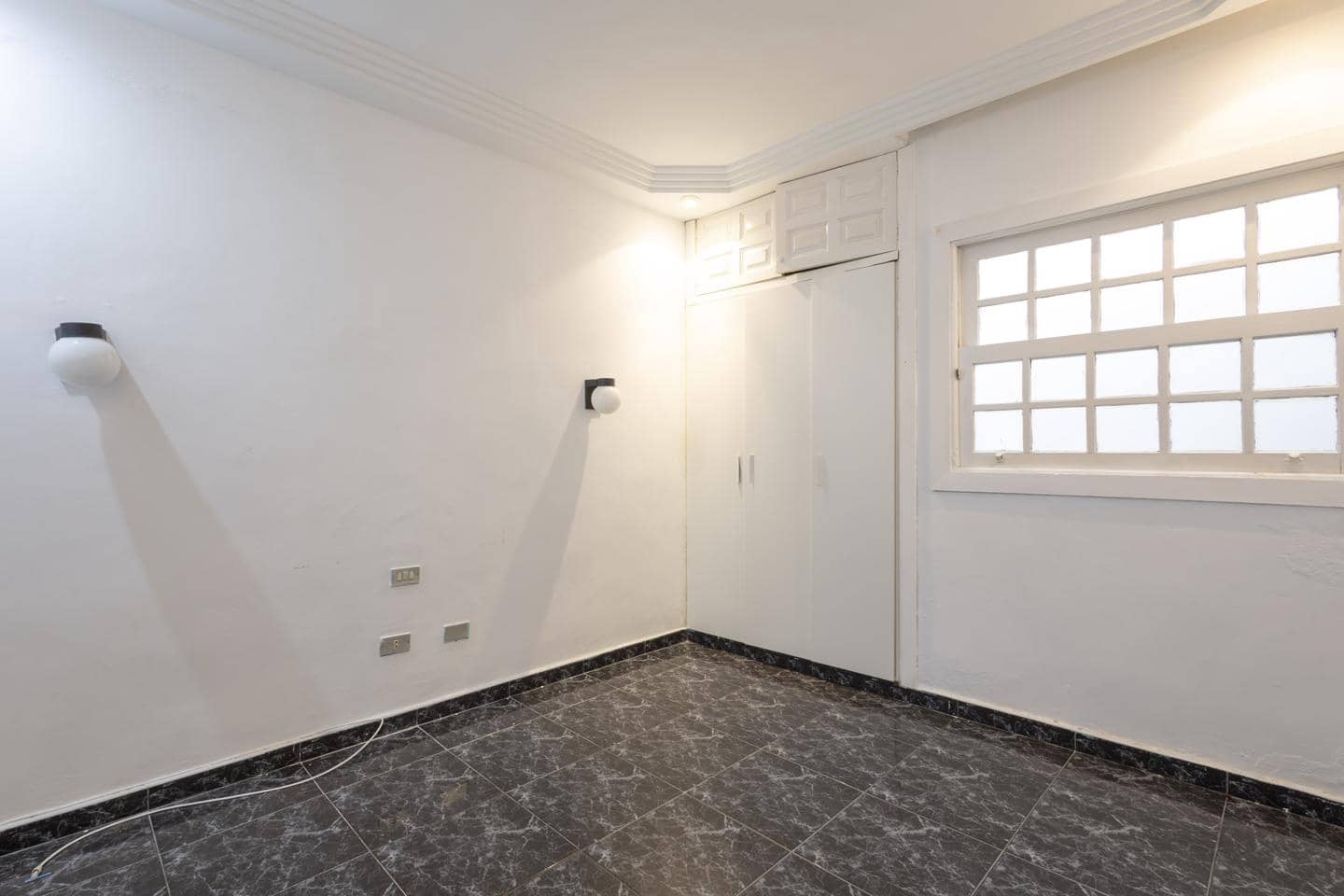 5 slaapkamer Villa te koop in San Juan de la Rambla - € 349.700 (Ref: 9761406)