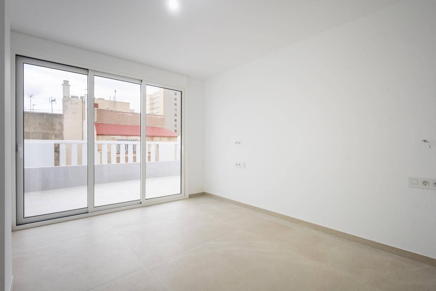 3 soveværelse Lejlighed til salg i Santa Cruz de Tenerife med garage - € 750.000 (Ref: 9775956)