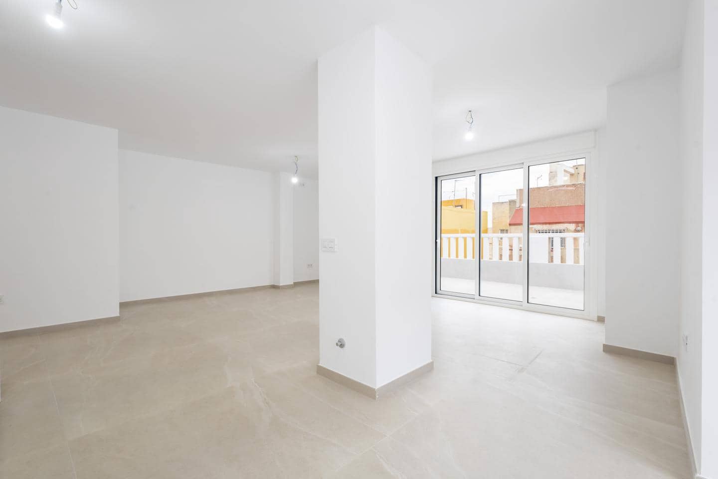 3 soveværelse Lejlighed til salg i Santa Cruz de Tenerife med garage - € 750.000 (Ref: 9775956)