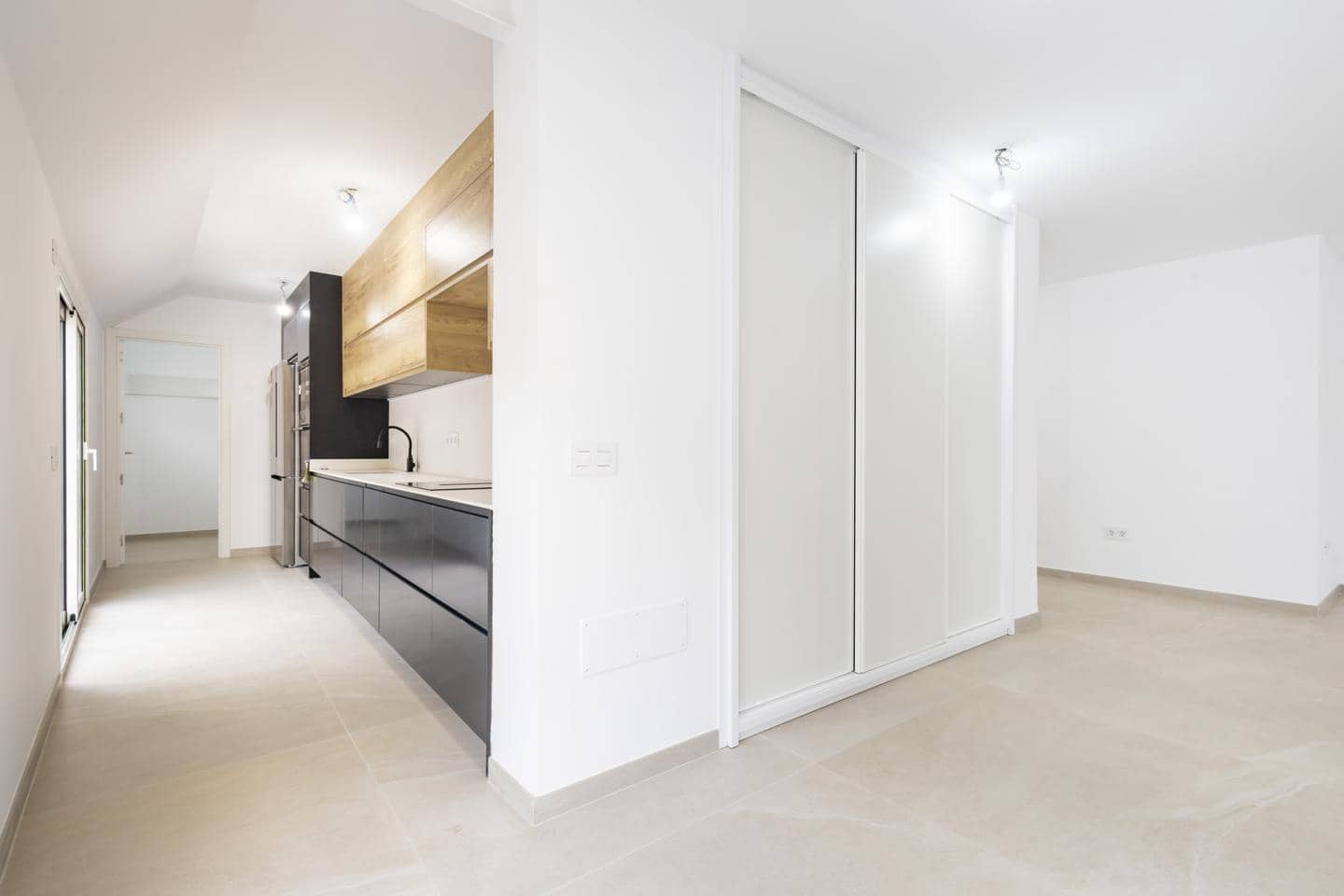 3 soveværelse Lejlighed til salg i Santa Cruz de Tenerife med garage - € 750.000 (Ref: 9775956)