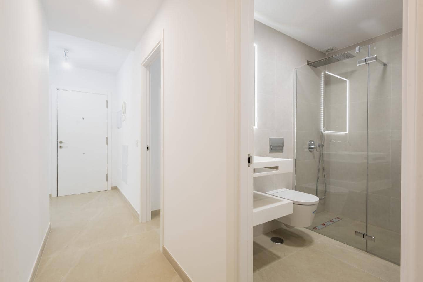 3 soveværelse Lejlighed til salg i Santa Cruz de Tenerife med garage - € 750.000 (Ref: 9775956)