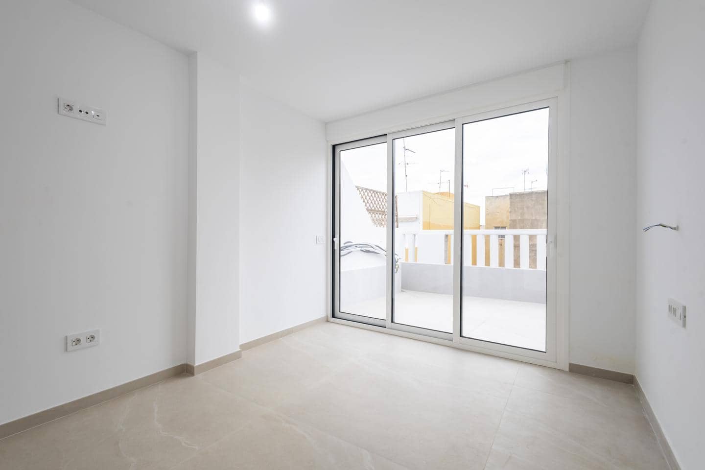 3 soveværelse Lejlighed til salg i Santa Cruz de Tenerife med garage - € 750.000 (Ref: 9775956)