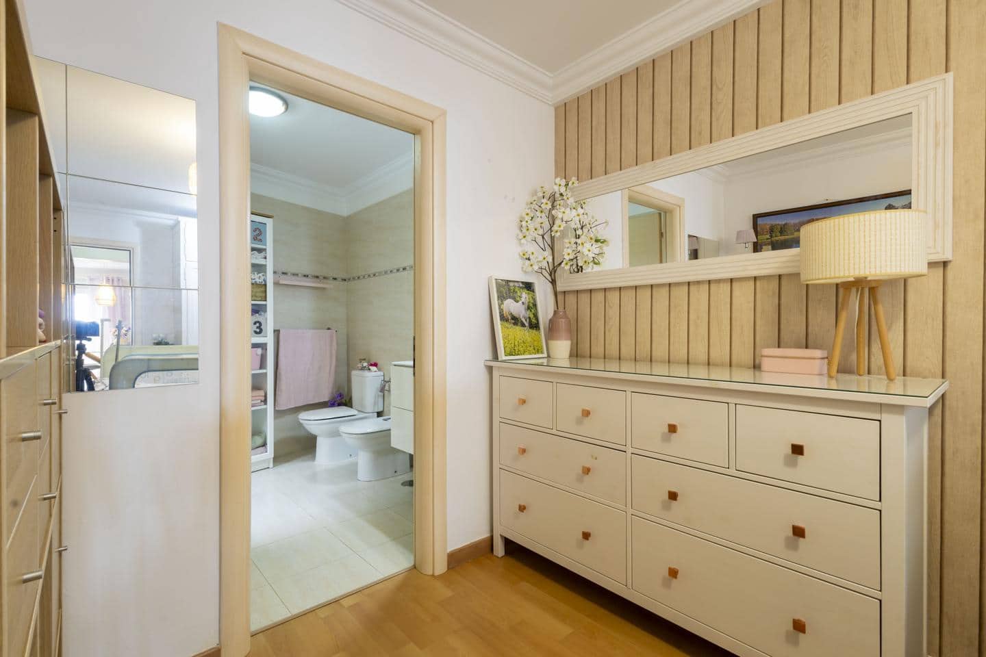 3 slaapkamer Villa te koop in Santa Cruz de Tenerife met garage - € 389.000 (Ref: 9778453)