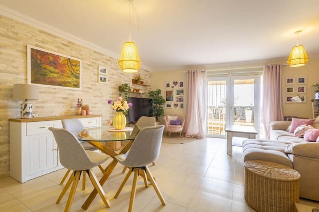 3 slaapkamer Villa te koop in Acoran, Santa Cruz de Tenerife met garage - € 389.000 (Ref: 9778453)