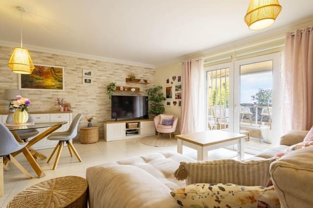 3 slaapkamer Villa te koop in Acoran, Santa Cruz de Tenerife met garage - € 389.000 (Ref: 9778453)