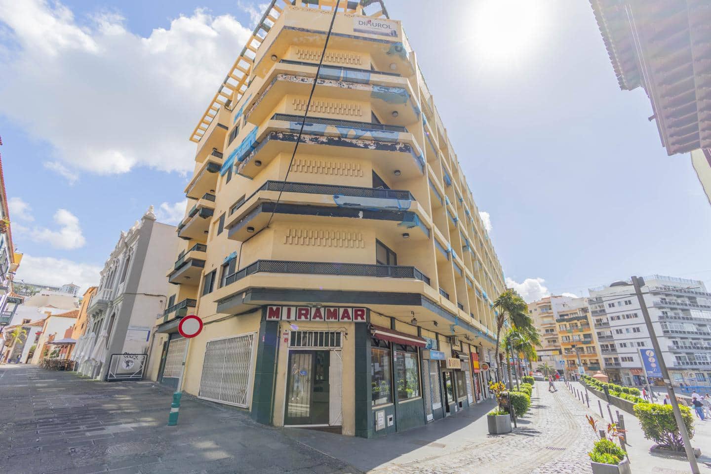 1 bedroom Business for rent in Puerto de la Cruz - € 2,400 (Ref: 9778454)