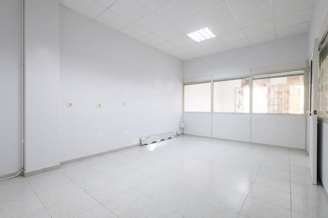 1 soveværelse Virksomhed til leje i San Cristóbal de La Laguna - € 1.250 (Ref: 9789658)