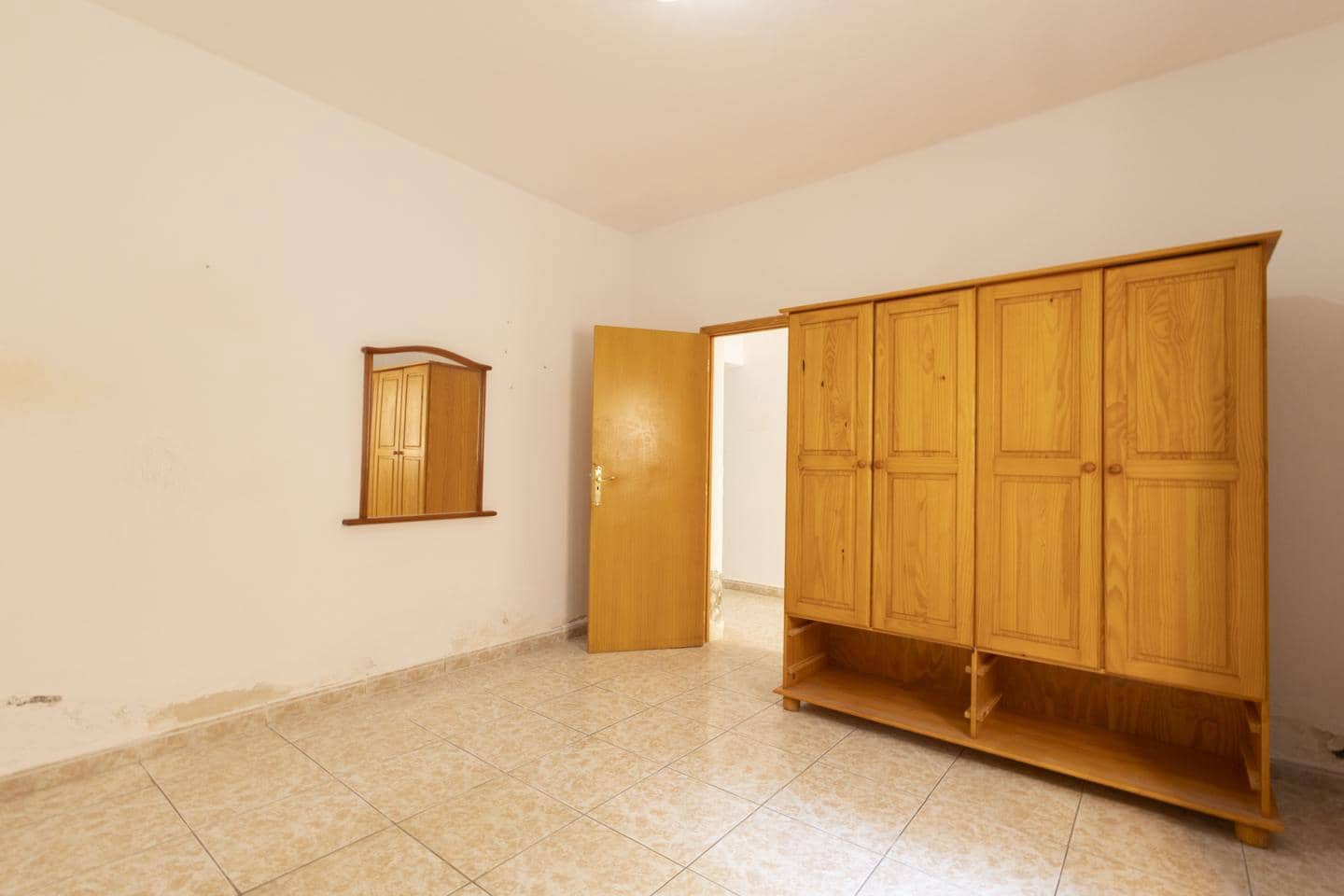 7 soveværelse Villa til salg i El Medano - € 425.000 (Ref: 9793493)