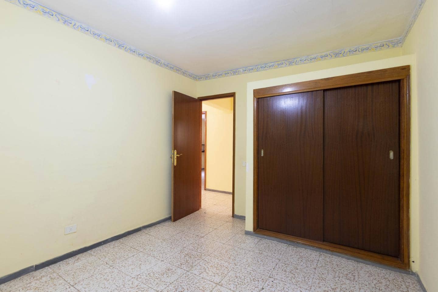 7 soveværelse Villa til salg i El Medano - € 425.000 (Ref: 9793493)