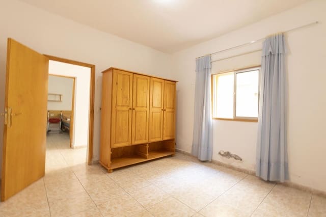7 soverom Villa til salgs i El Medano, Granadilla de Abona - € 425 000 (Ref: 9793493)