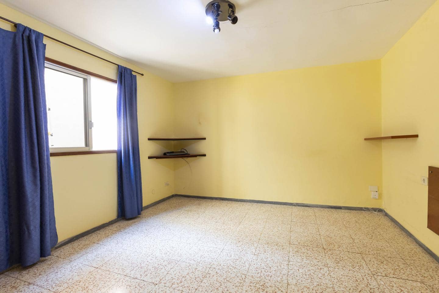 7 soveværelse Villa til salg i El Medano - € 425.000 (Ref: 9793493)