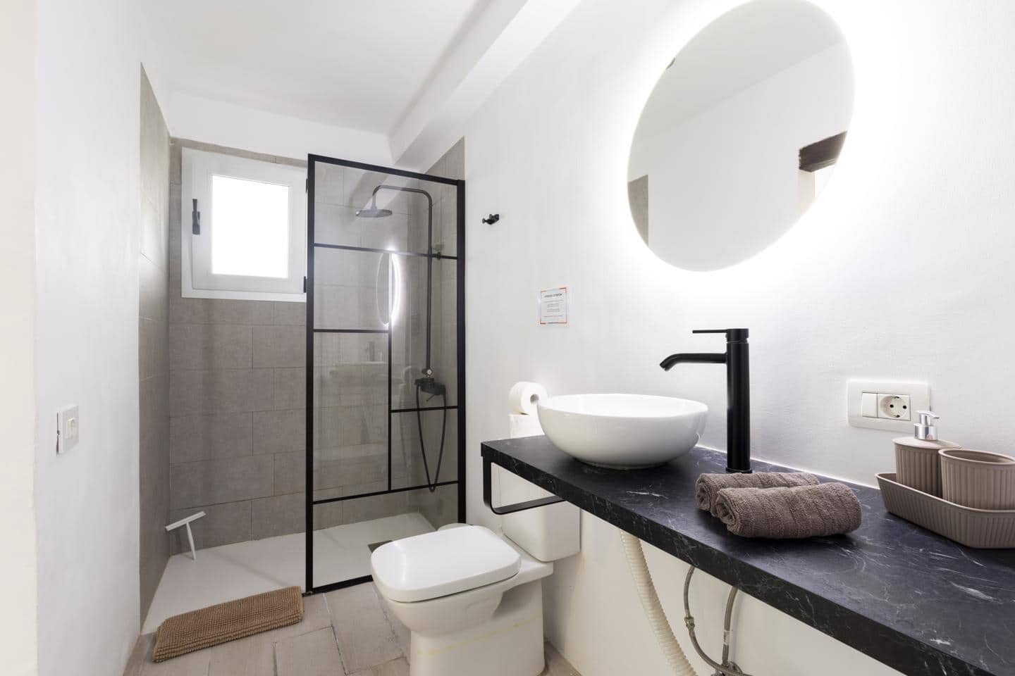 1 soveværelse Lejlighed til salg i Puerto de la Cruz - € 240.000 (Ref: 9795636)